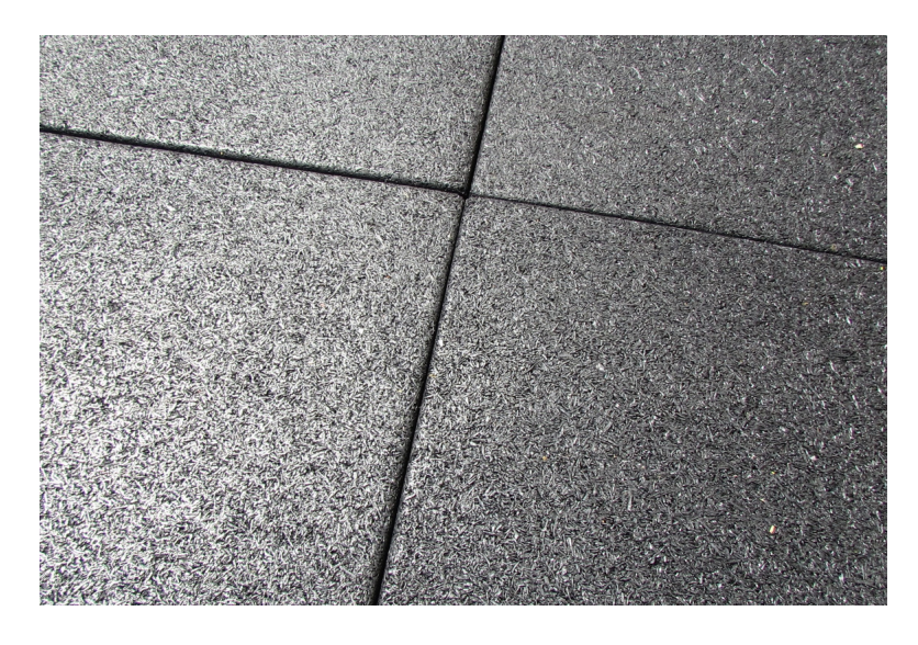 Piso Emborrachado 18mm 100x100cm Preto